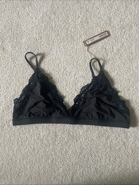 Skims fits everybody lace triangle bralette